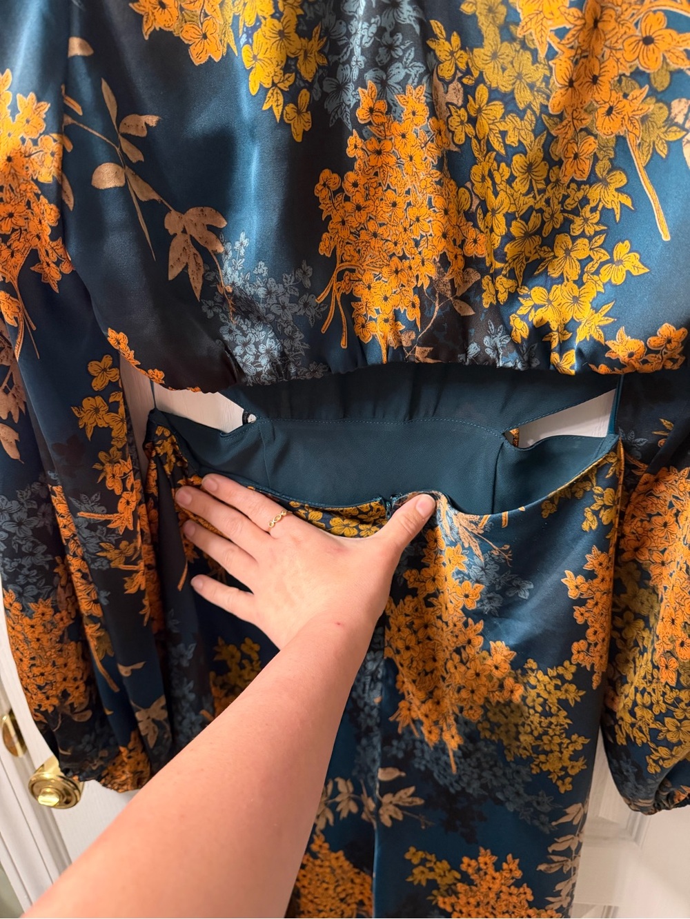 Astr The Label Quinn Floral Cutout Maxi - Picture 8 of 11